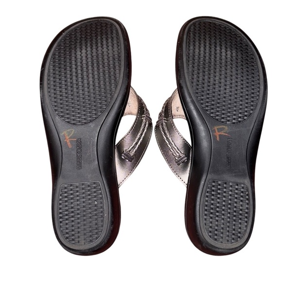 MINNETONKA Silverthorne Leather Thong Pewter Silver Flip Flops Sandals Size 11 - Picture 9 of 11